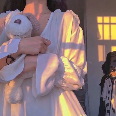 红色八爪女
