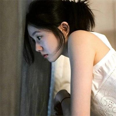 古堡惊眸